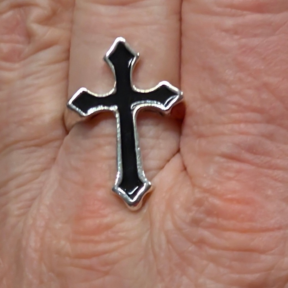 New Cross Ring Big PLus Size 9 Silver Tone Black Enamel Gothic Enamel Statement